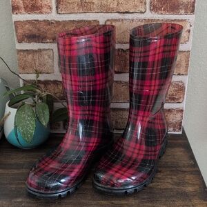 Red and Black Plaid Rain Boots - Sz 41 (10)